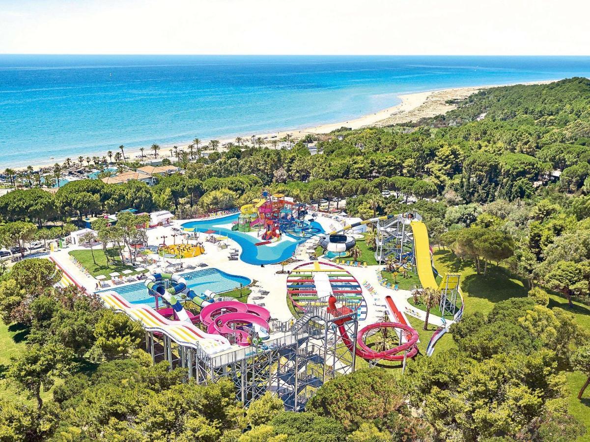 Grecotel La Riviera & Aqua Park Лутра-Киллинис Экстерьер фото